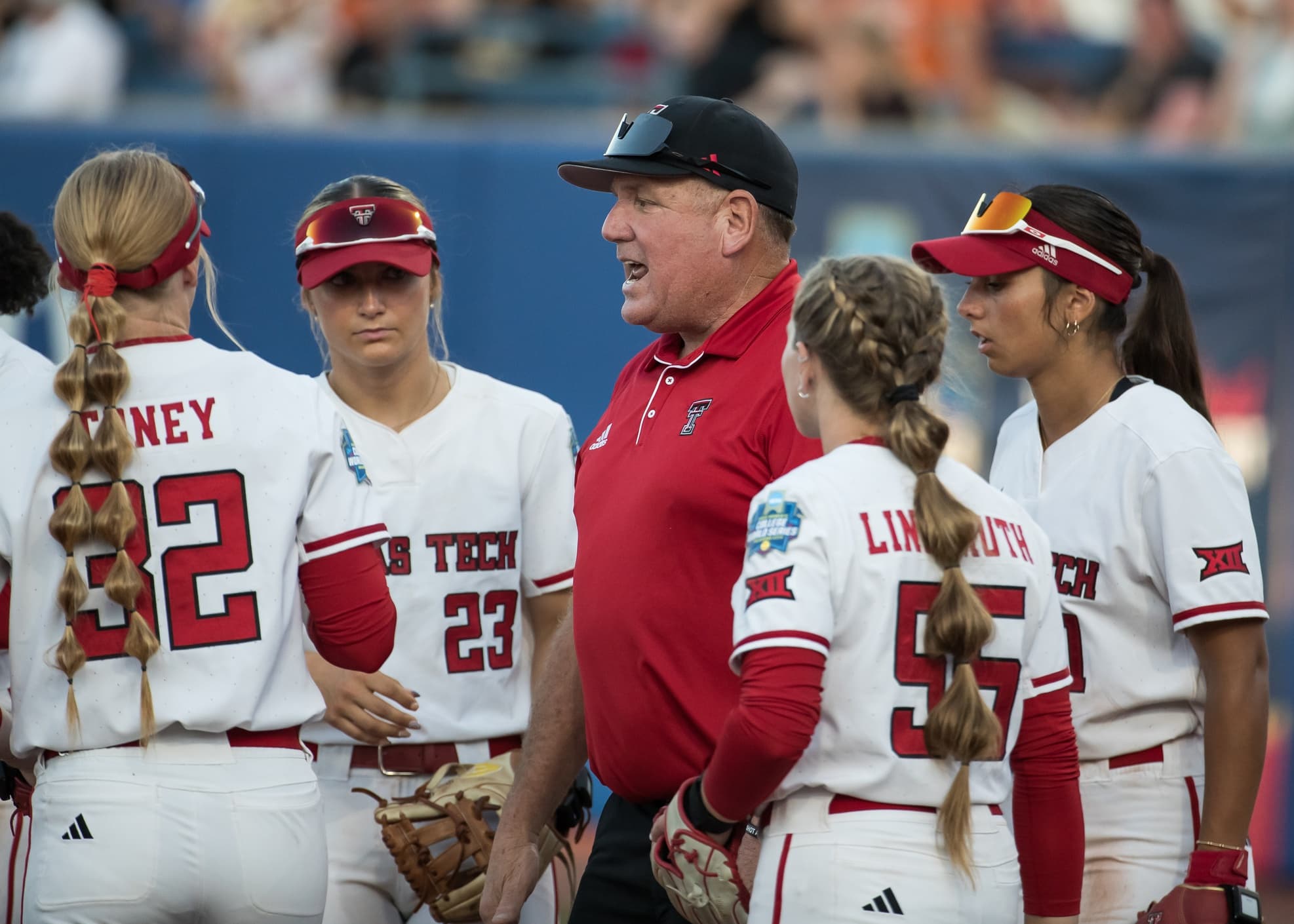 The Journey: Gerry Glasco’s Unlikely Rise from Softball Dad to WCWS Coach