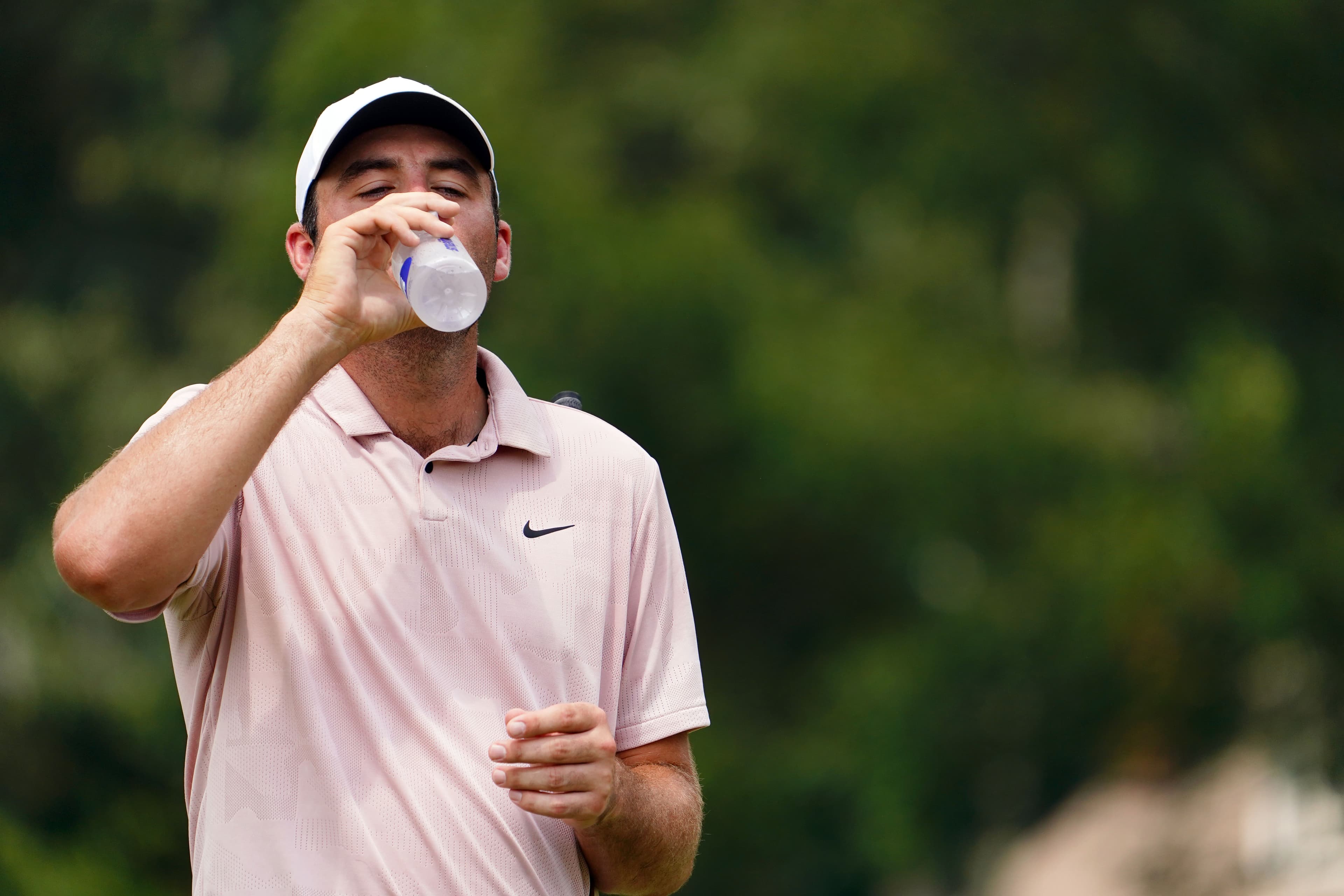 Youth Inc. Recommends: Five Resources on Hydration Strategies for Golfers