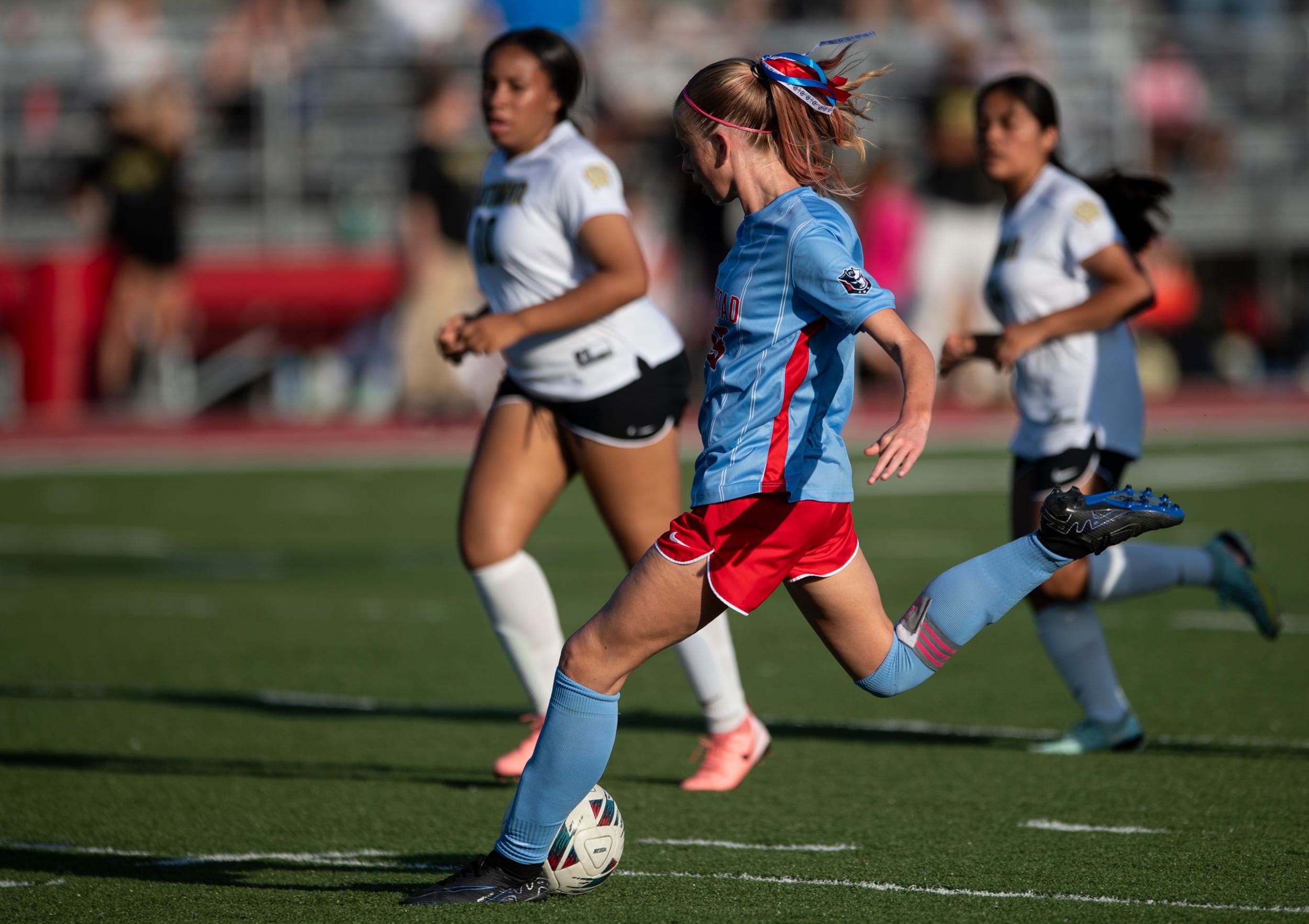 Youth Inc. Recommends: Five Great Resources to Become the Best Soccer Forward or Finisher